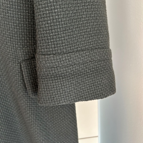 Lady's Elegant  Light Weight Cashmere Coat - Picture 4 of 12